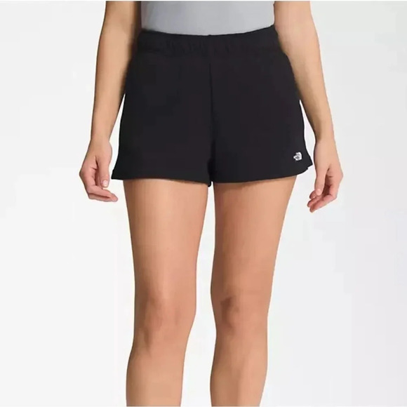 The North Face Women's Half Dome Logo Shorts NWT - Picture 2 of 4